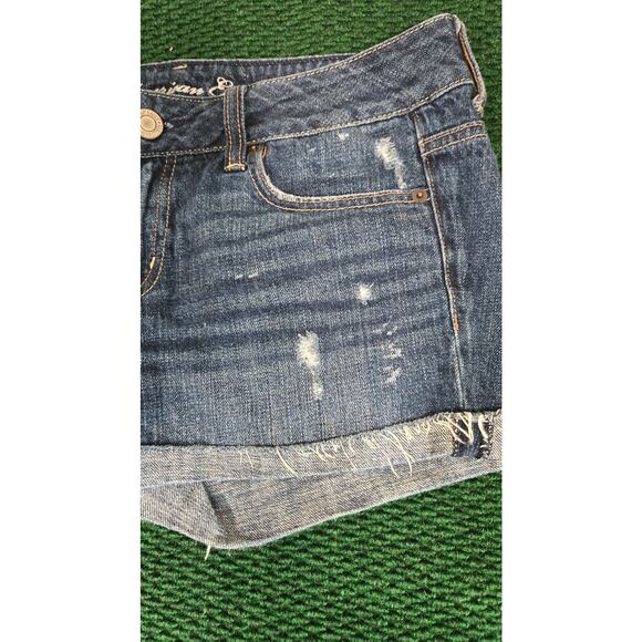 American Eagle Women's Destroyed, Distressed Denim Jean Shorts. Size 6. - Picture 3 of 10